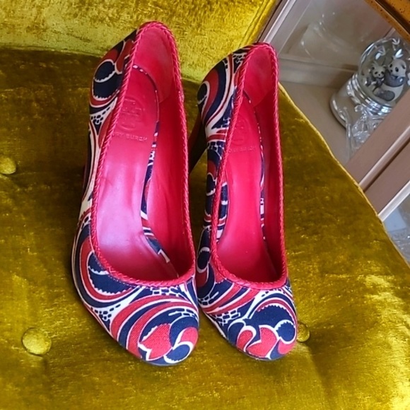 TORY BURCH Red and Navy Canvas 4" Heels Size 9 - Picture 2 of 10